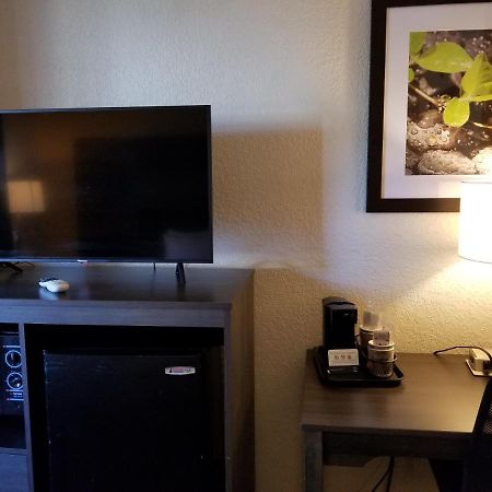 Quality Inn & Suites Leesburg Chain Of Lakes Dış mekan fotoğraf