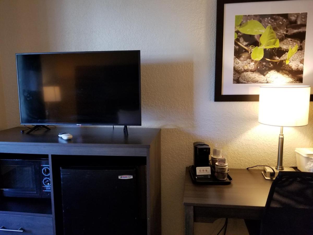 Quality Inn & Suites Leesburg Chain Of Lakes Dış mekan fotoğraf