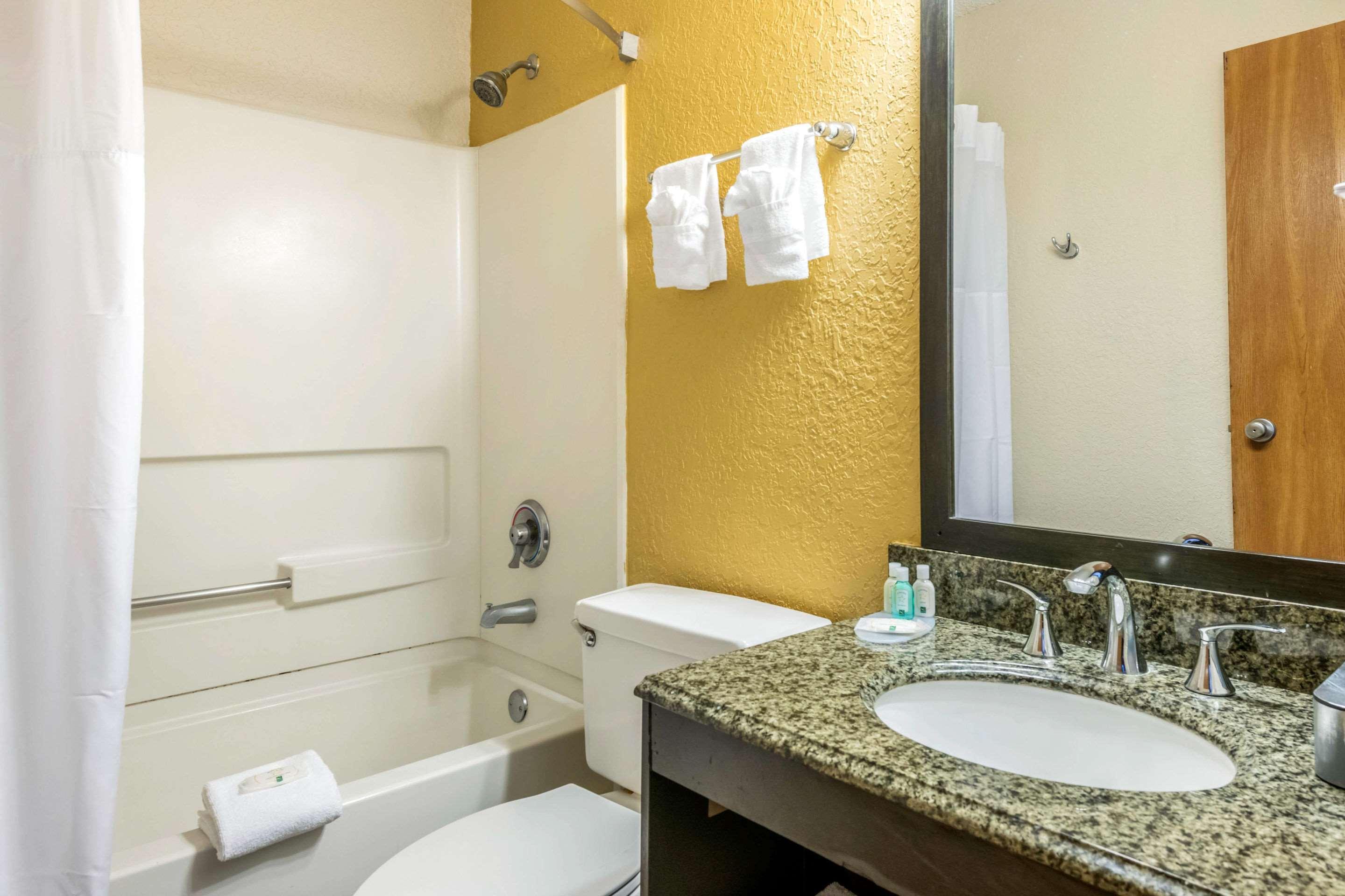 Quality Inn & Suites Leesburg Chain Of Lakes Dış mekan fotoğraf